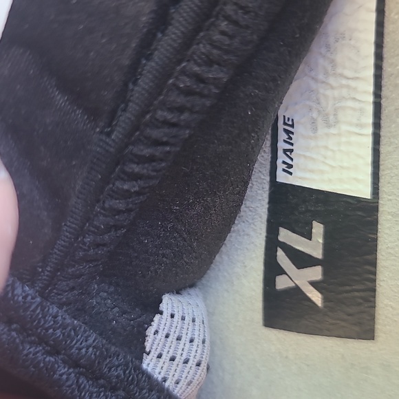 Nike Gloves/ Size XL - Picture 4 of 4